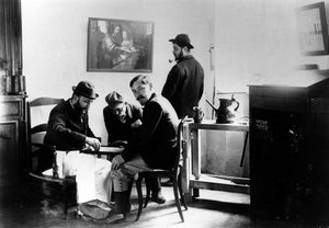 A game of draughts at Le Relais, home of the Natanson family in Villeneuve-sur-Yonne, c. 1899